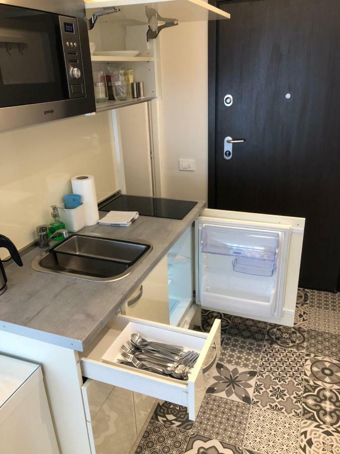 Penthouse “Sky 16” Studio Apartment Zágráb Kültér fotó