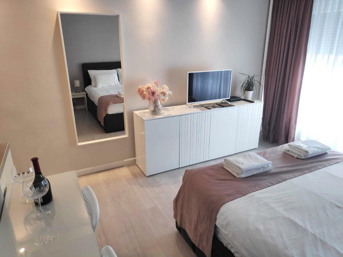 Penthouse “Sky 16” Studio Apartment Zágráb Kültér fotó